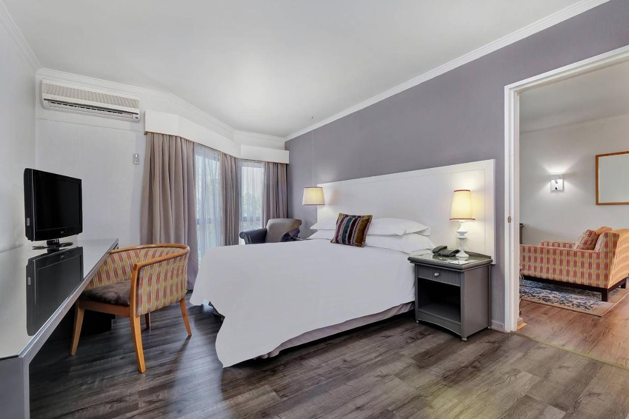 Protea Hotel By Marriott Midrand Exterior photo